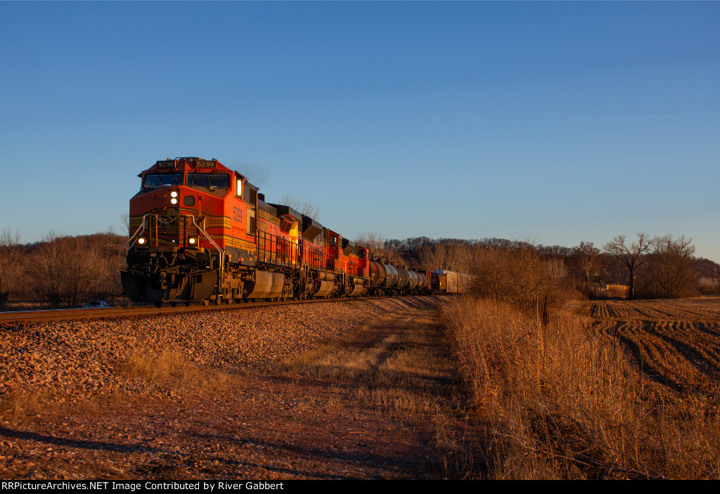 Westbound BNSF H-LINKCK at Waldron Township